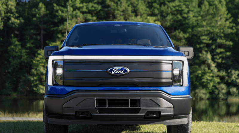 Ford F-150 Lightning STX é anunciada para 2026 com 536 cv e nova autonomia
