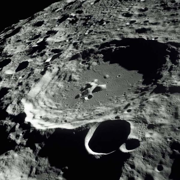 Vulcões entraram em erupção na superfície lunar em um período de tempo geologicamente recente – e ainda podem apresentar atividade