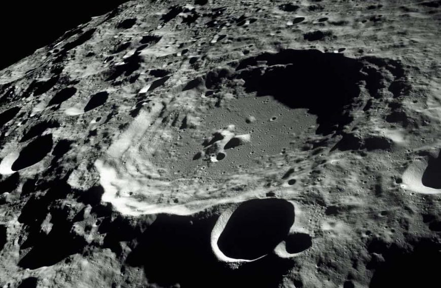 Vulcões entraram em erupção na superfície lunar em um período de tempo geologicamente recente – e ainda podem apresentar atividade