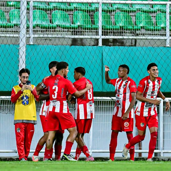 Santa Cruz-AC goleia Andirá e retoma liderança do&hellip;
