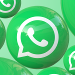Logos do WhatsApp em balões verdes
